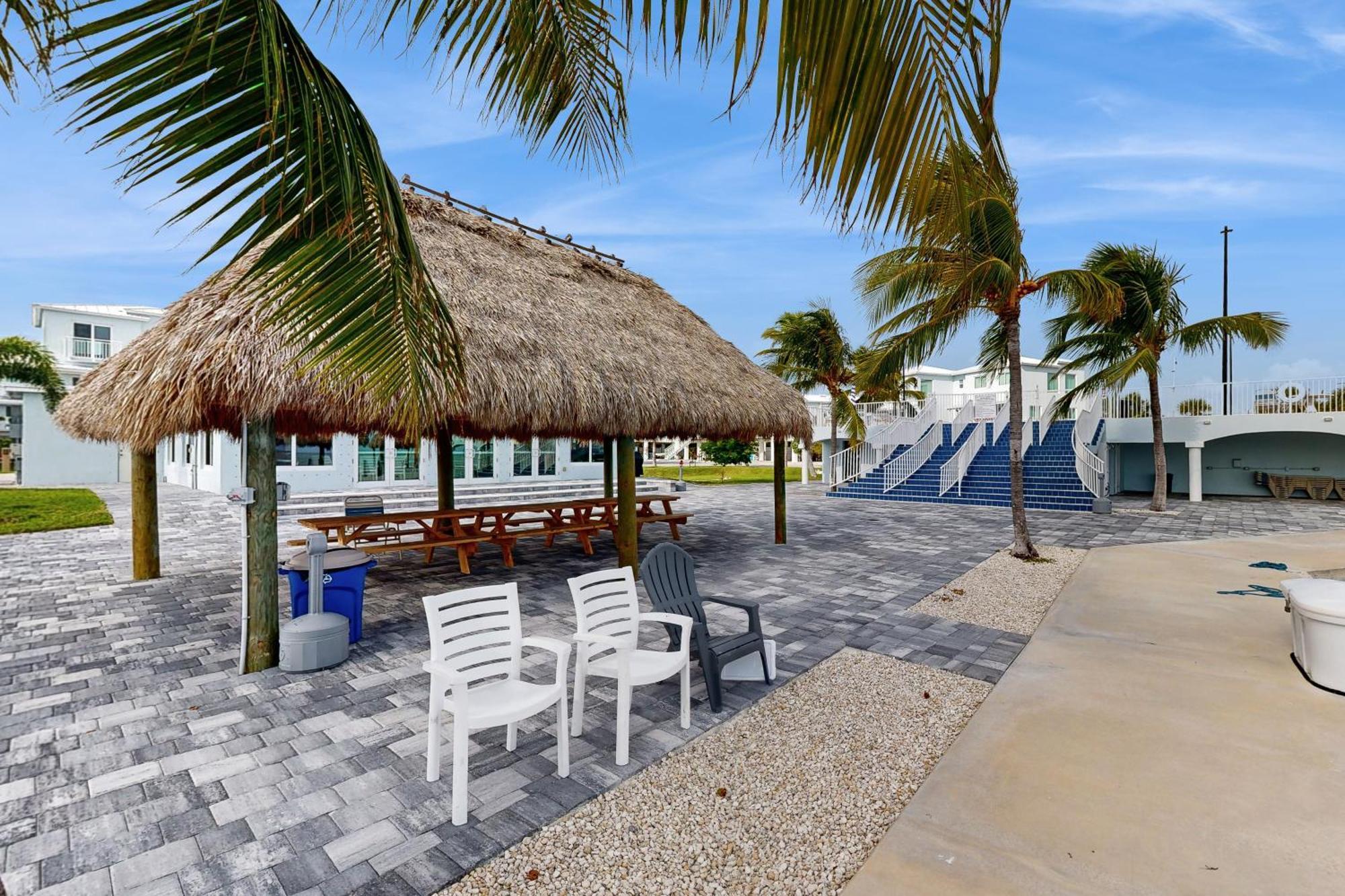 Mermaid'S Retreat Marathon Exterior foto